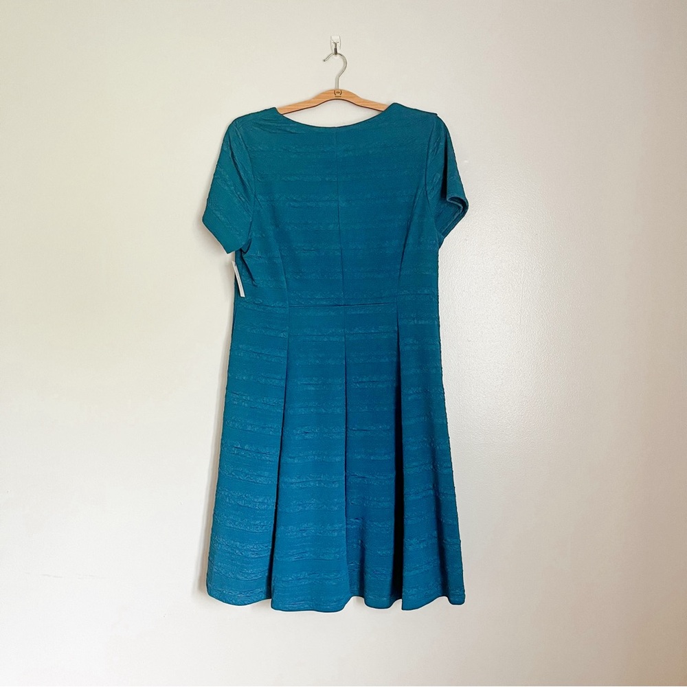 NWT Turquoise Short Sleeved knee length Dress